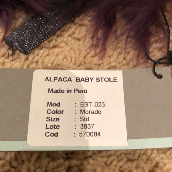 Stole - Picture 3 of 4